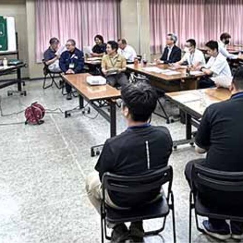 「多様化し変貌する外部環境変化にどう対応していますか？」芸南地区会