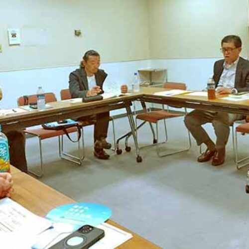「県議案書を読む」広西地区会