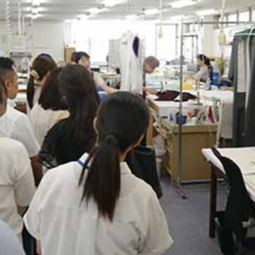 「特別支援学校企業訪問バスツアー～今年は県内4校で開催～」地域共生委員会