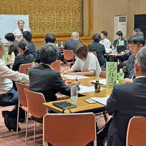 幹部社員研修「経営者と幹部社員が共に学ぶ　経営の軸を確立する４か月の軌跡」呉支部・東広島支部求人社員教育委員会